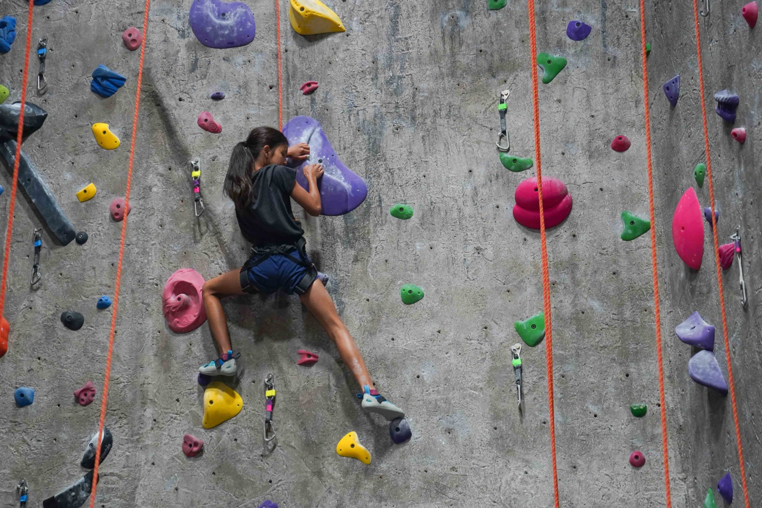 the rock club, rock climbing, new rochelle, westchester, new york, bouldering