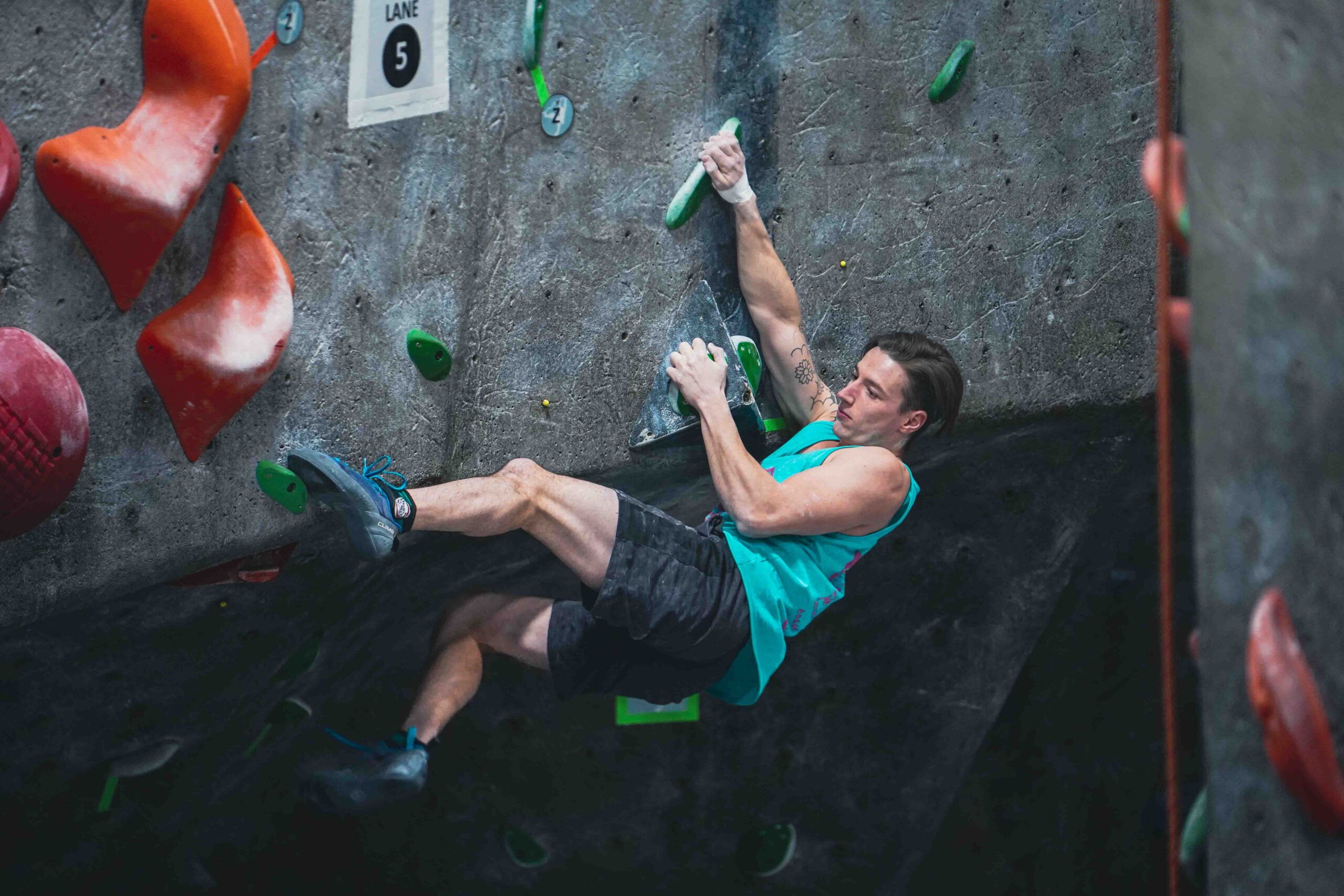 the rock club, rock climbing, new rochelle, westchester, new york, bouldering