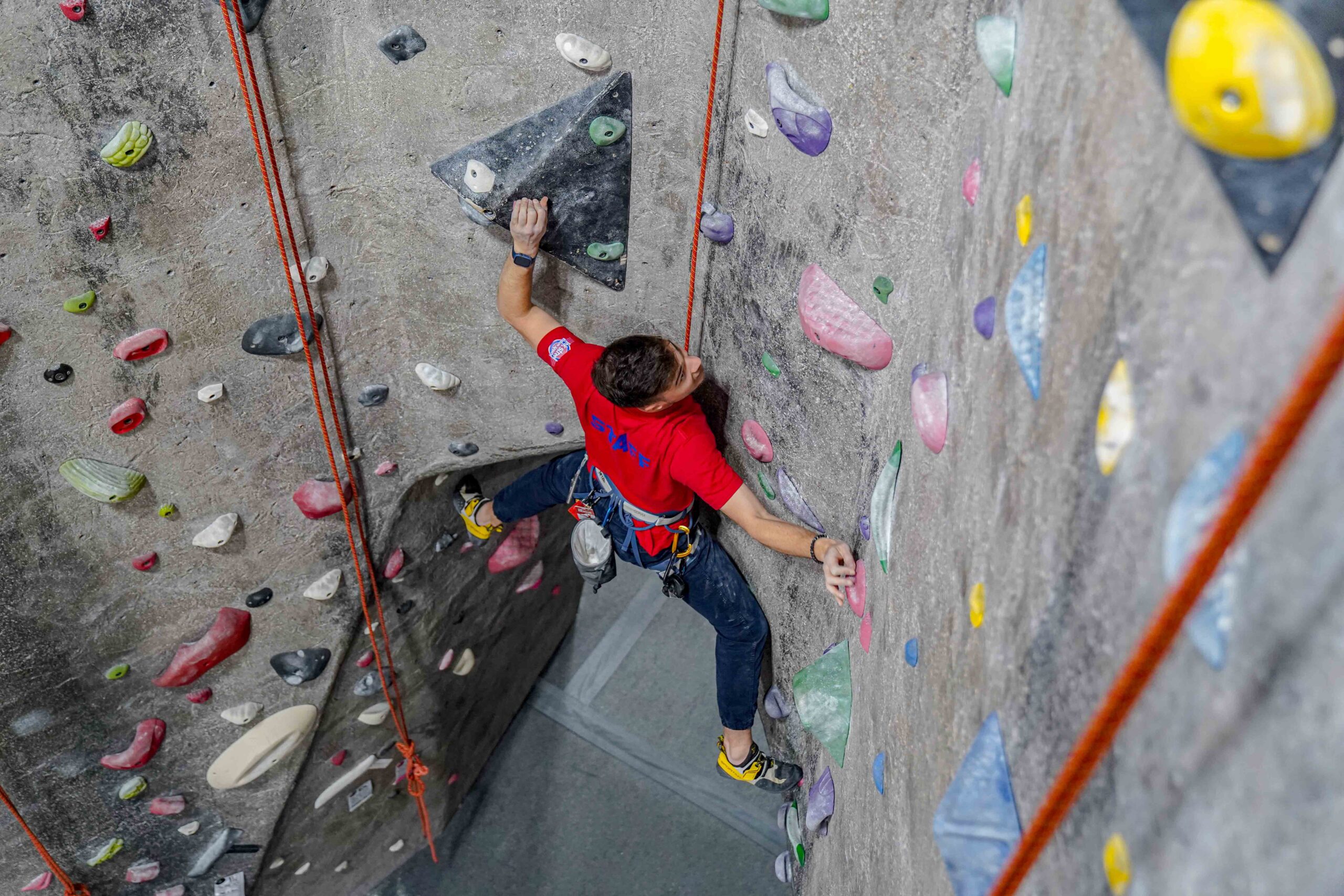 the rock club, rock climbing, new rochelle, westchester, new york, bouldering