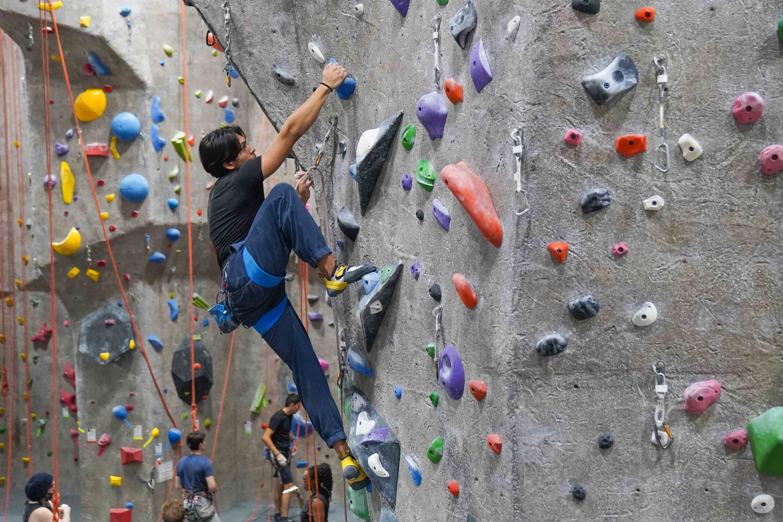 the rock club, rock climbing, new rochelle, westchester, new york, bouldering