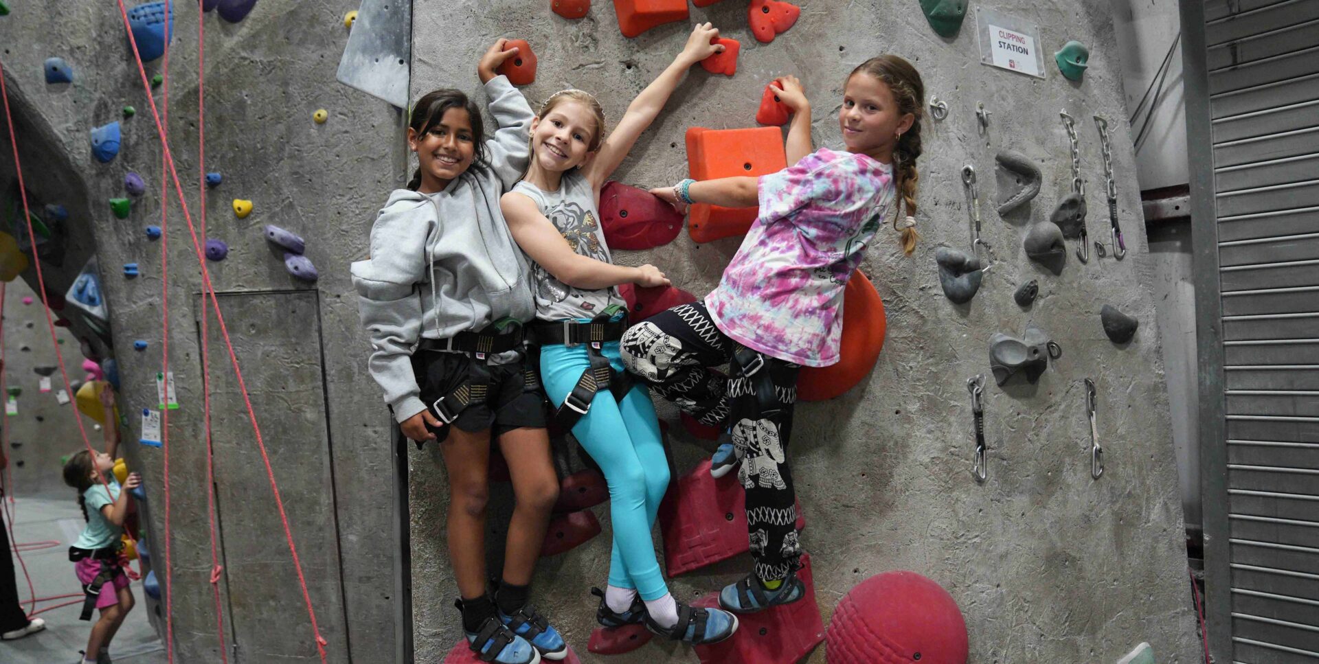 youth climbing programs